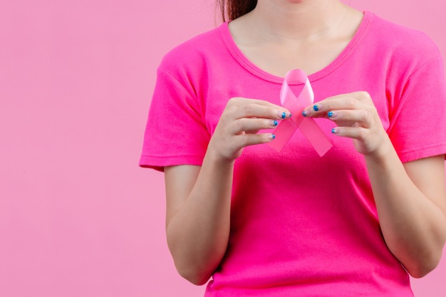 Entre el 15 y 20% de pacientes masculinos tienen antecedentes familiares de cáncer de mama