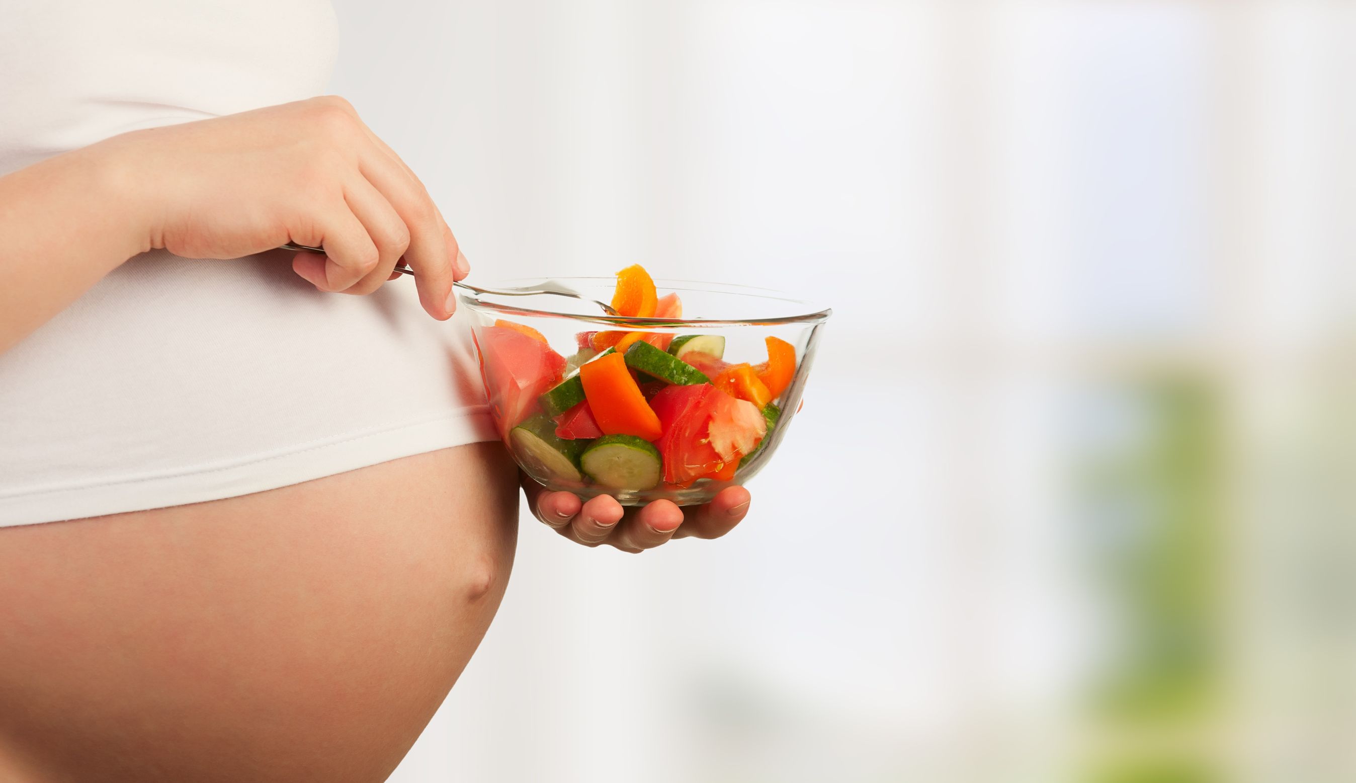 Adecuada alimentación gestacional es vital para la madre y la criatura