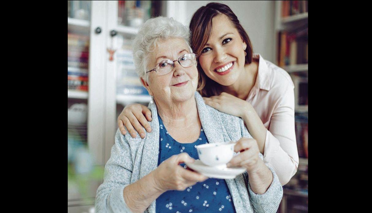 Salud: Los ancianos sufren con el cambio de clima, aprende cómo protegerlos 