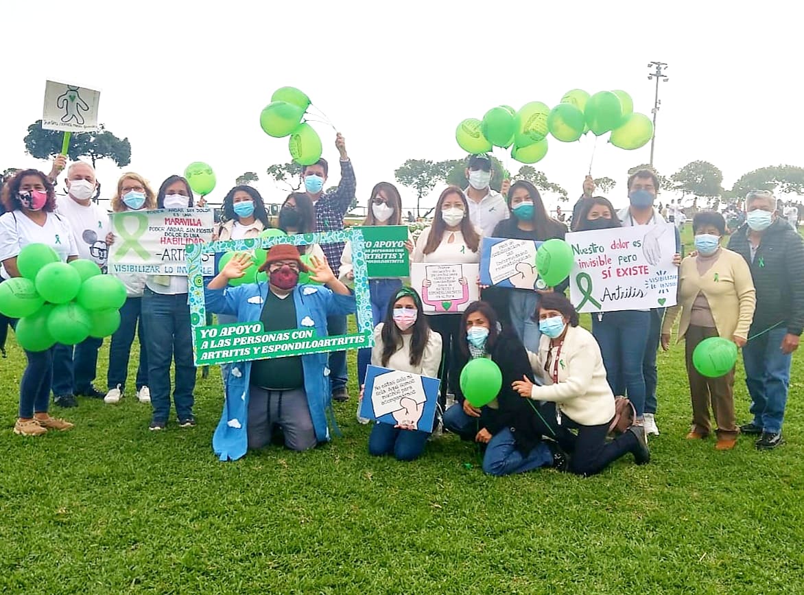 MES DE LAS ENFERMEDADES REUMÁTICAS: PACIENTES REALIZARON CAMPAÑA DE SENSIBILIZACIÓN