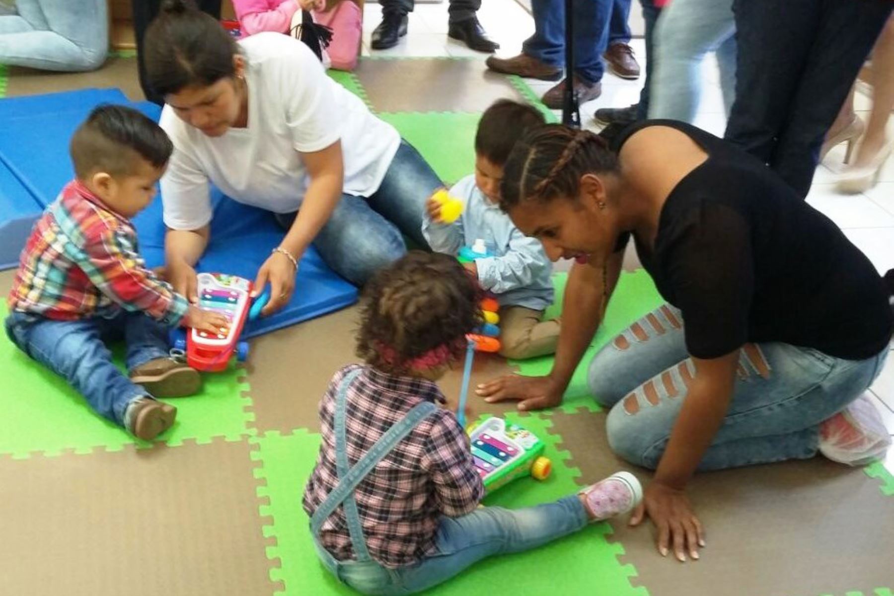 Padres no deben educar a sus hijos en la obediencia absoluta