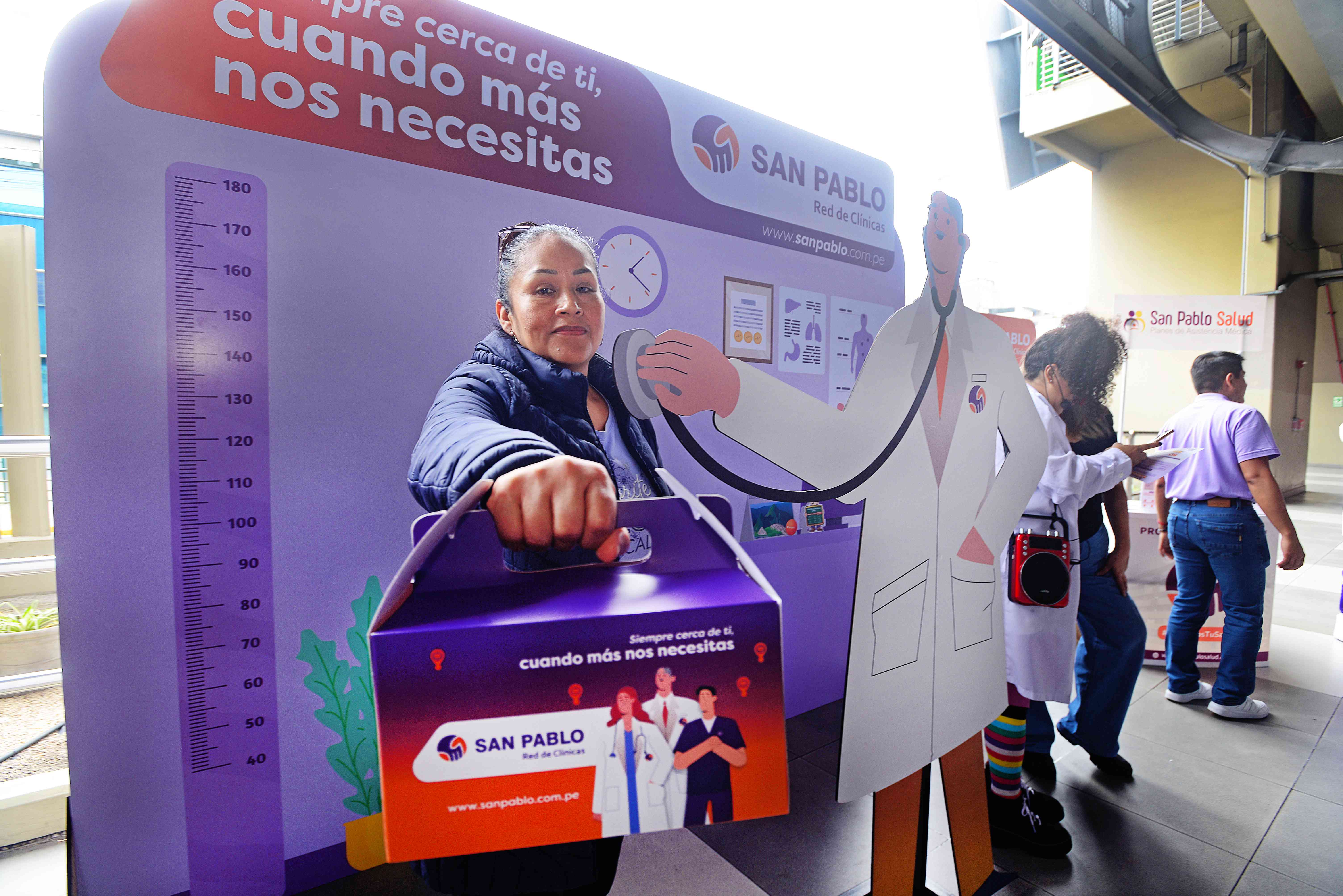 Red de Clínicas San Pablo apuesta por la Línea 1 reforzando su compromiso con la salud con presencia en los trenes