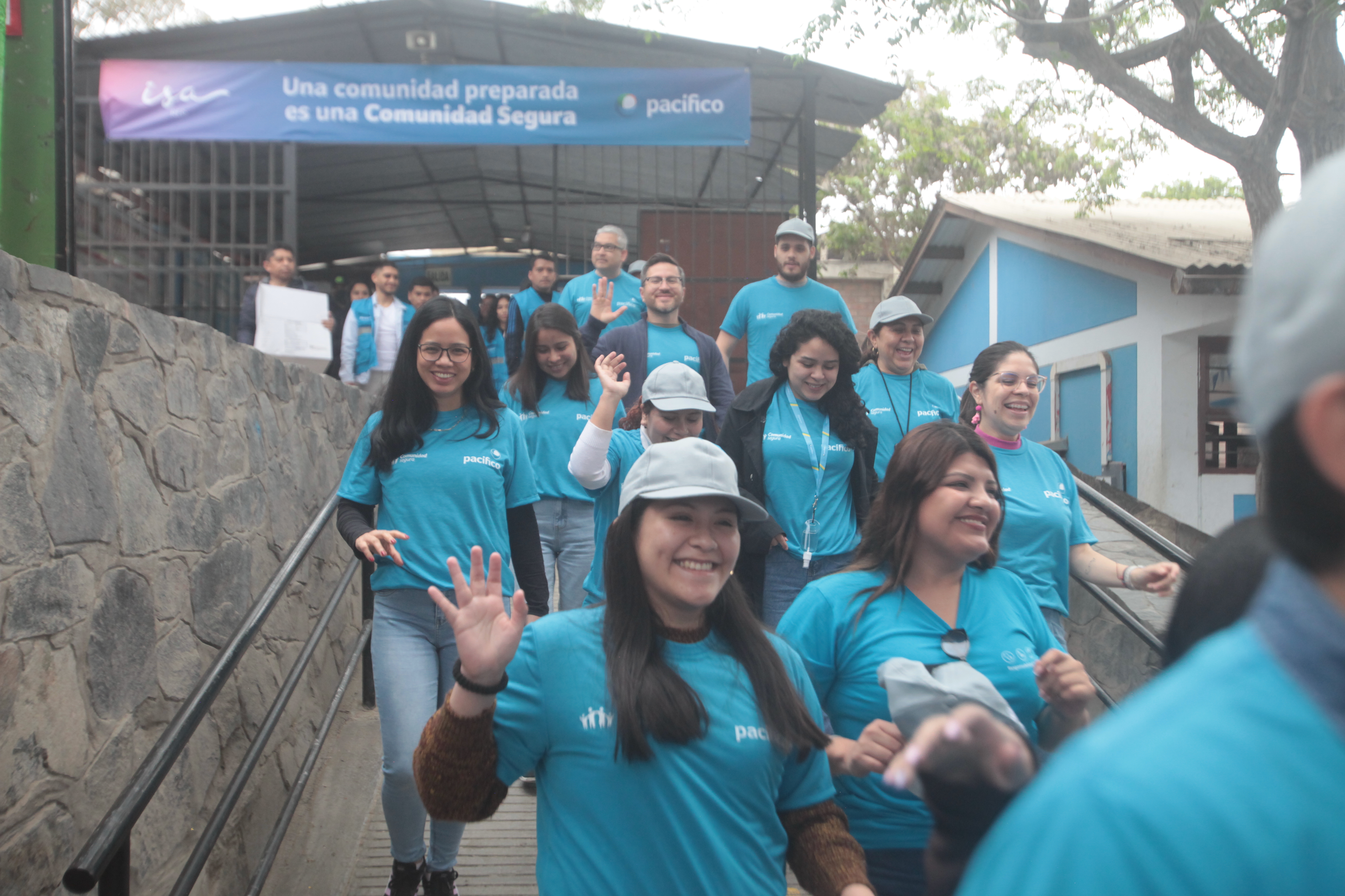 Feria Comunidad Segura: Más de 150 familias aprendieron cómo prevenir riesgos en casa