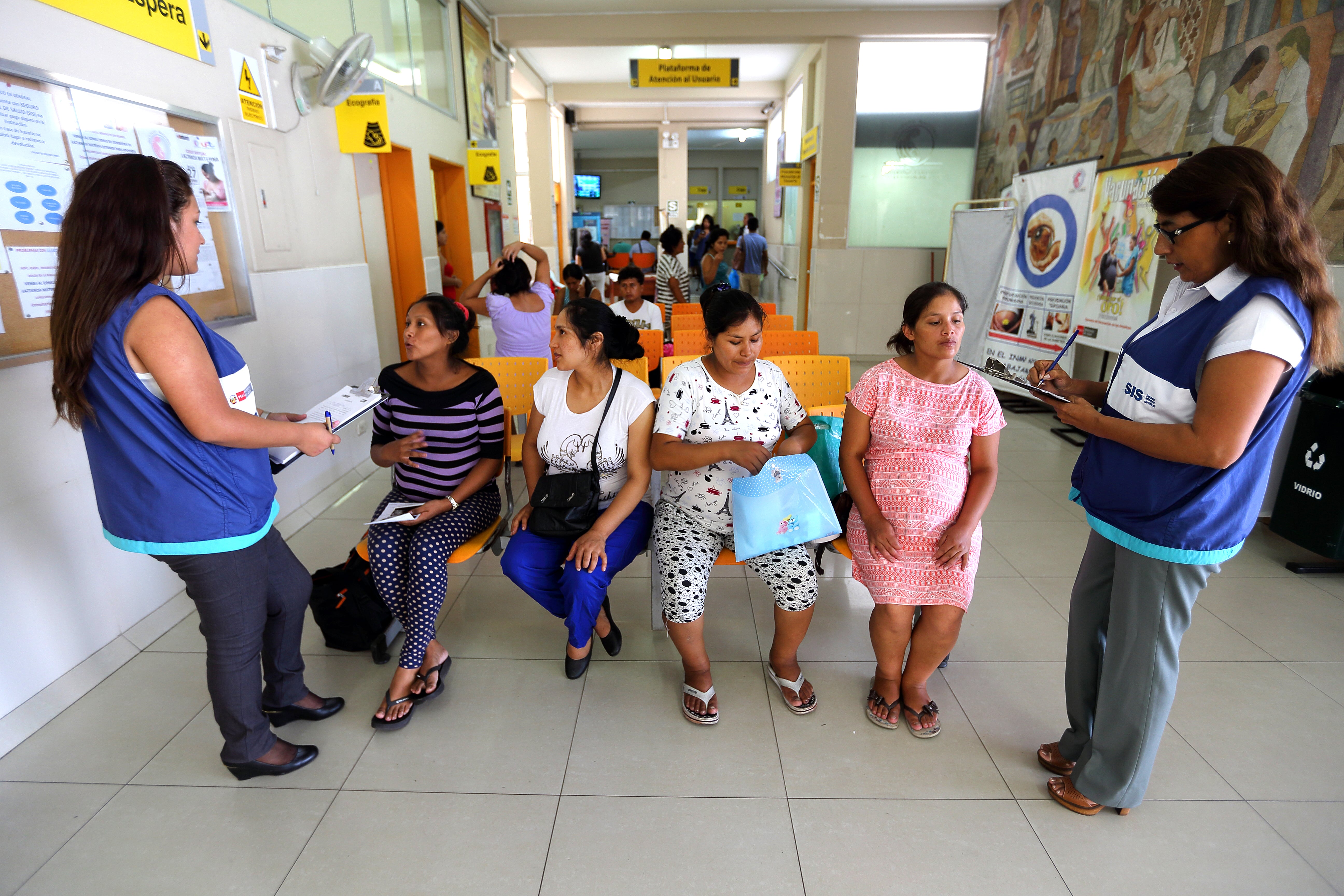 El SIS transfiere últimos recursos del año a establecimientos de salud que cumplieron metas