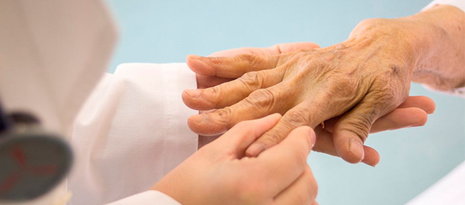 ¡Cuidado! Invierno y humedad agudiza dolor en pacientes con enfermedades reumáticas