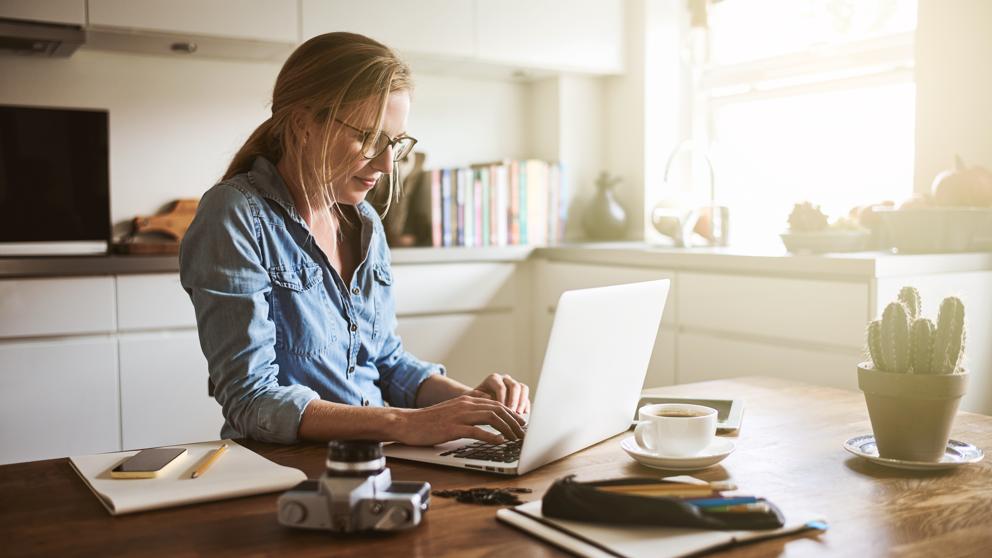 ¿Cómo cuidar tu peso durante el teletrabajo? Recomendaciones para un estilo más saludable