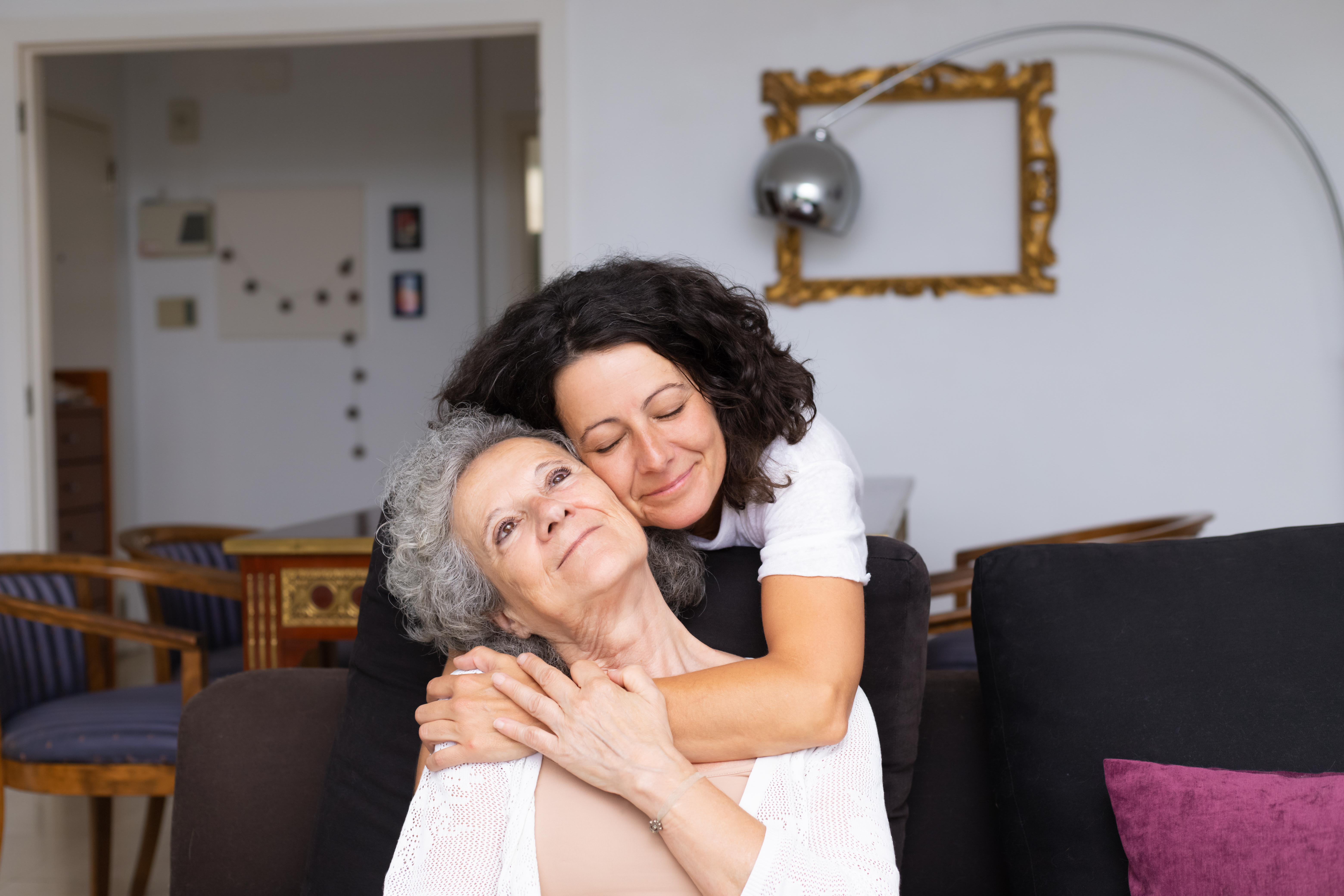 Nido vacío: conoce cómo afecta a mamá y cómo cuidarla