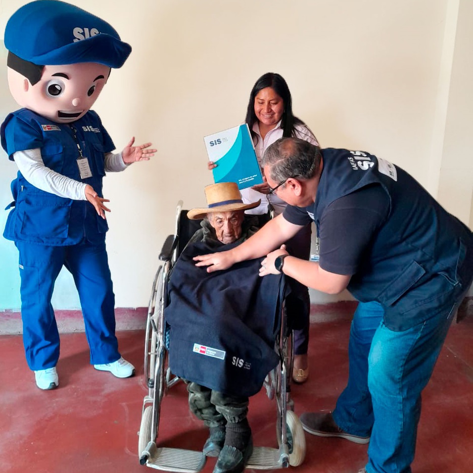 Asegurada de 101 años goza de cobertura de salud del SIS