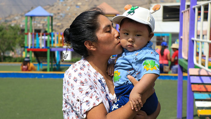 JOVEN MADRE DONÓ PARTE DE SU HÍGADO PARA SALVAR LA VIDA DE SU ÚNICO HIJO