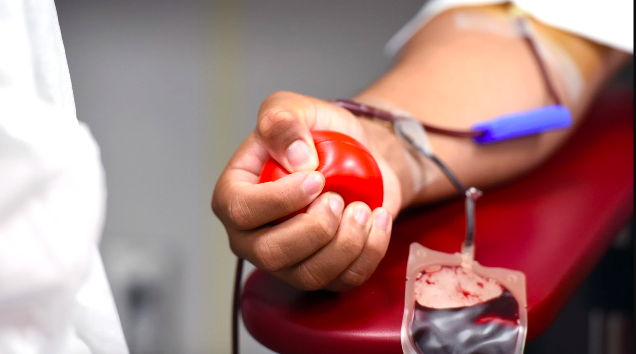 “Héroes de corazón”: salva la vida de más pacientes donando sangre en la Estación Angamos del  Metro 