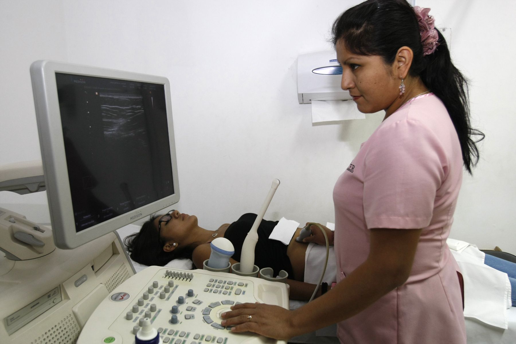 Estos chequeos deben hacerse hombres y mujeres para evitar el cáncer