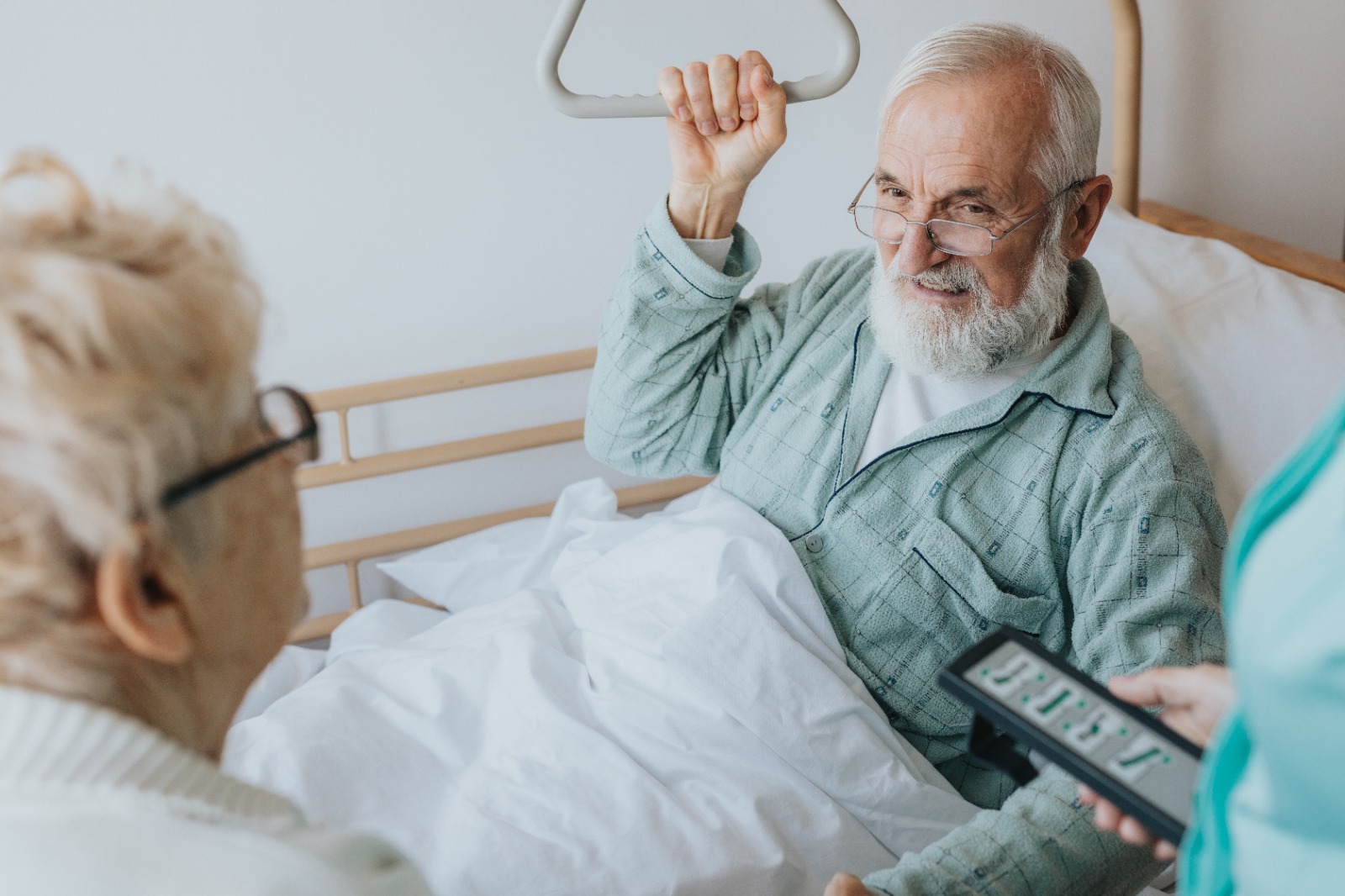 DÍA NACIONAL DEL ADULTO MAYOR: CONSEJOS PARA MEJORAR LA CALIDAD DE VIDA EN ADULTOS MAYORES CON ENFERMEDADES CRÓNICAS