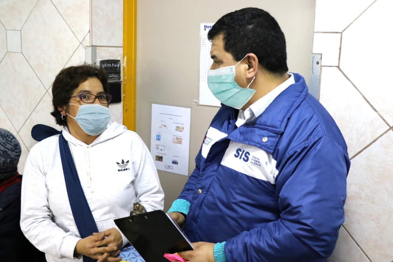 EL SIS VELA POR LA SALUD Y EL EFICIENTE MANEJO DE LOS RECURSOS DE TODOS LOS PERUANOS