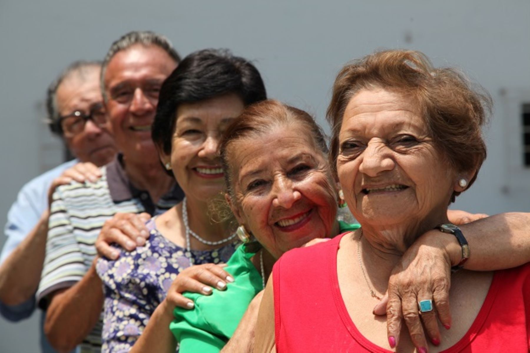 Cuidados en la alimentación del adulto mayor en cuarentena